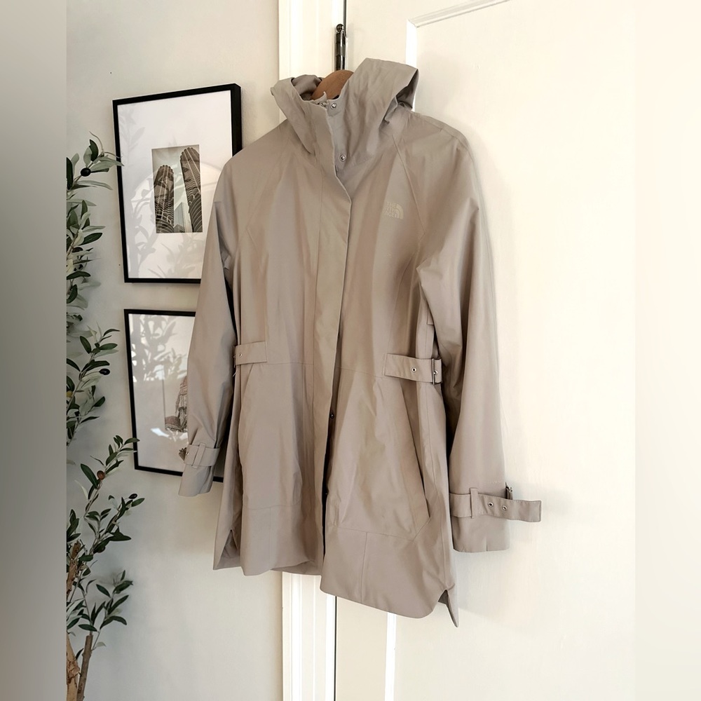 The North Face Trench Coat, Medium, Tan